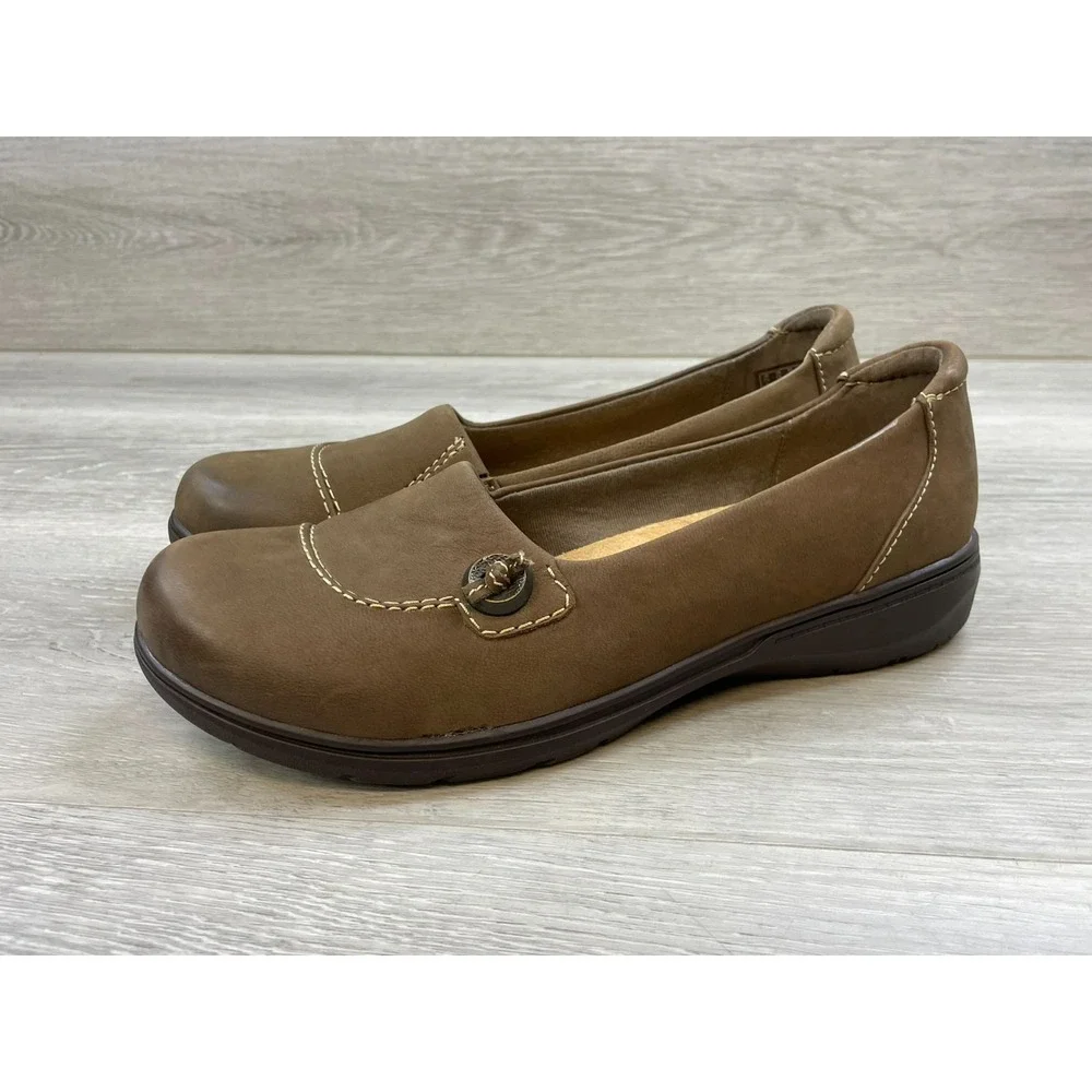Clarks Carleigh Lulin Women's 10 Brown Loafer Nubuck Shoes‎ Comfort Chic Slip-On